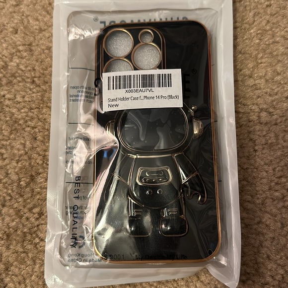 iPhone case - Picture 4 of 6